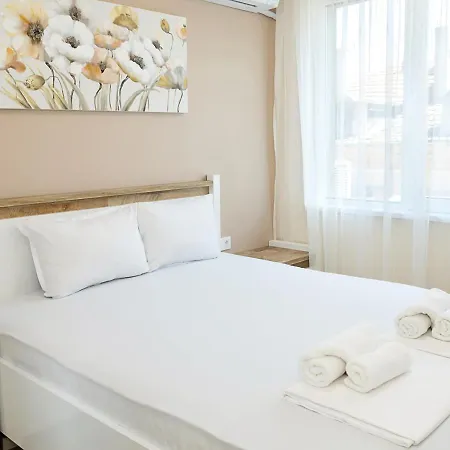 Stylish - The Heart Of By Flat Manаger