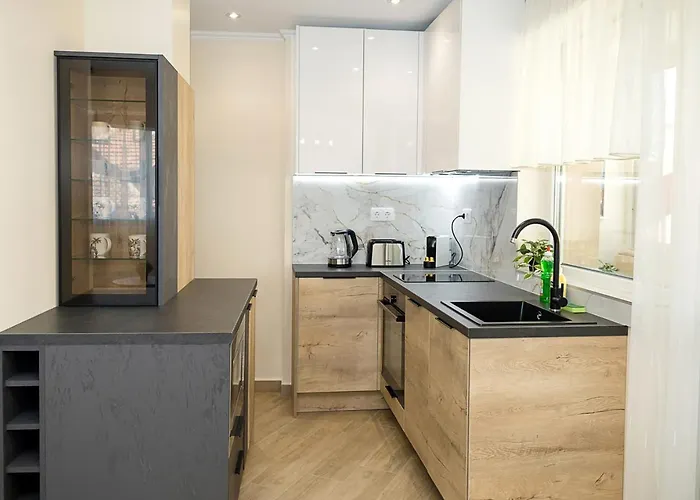 Stylish - The Heart Of By Flat Manаger