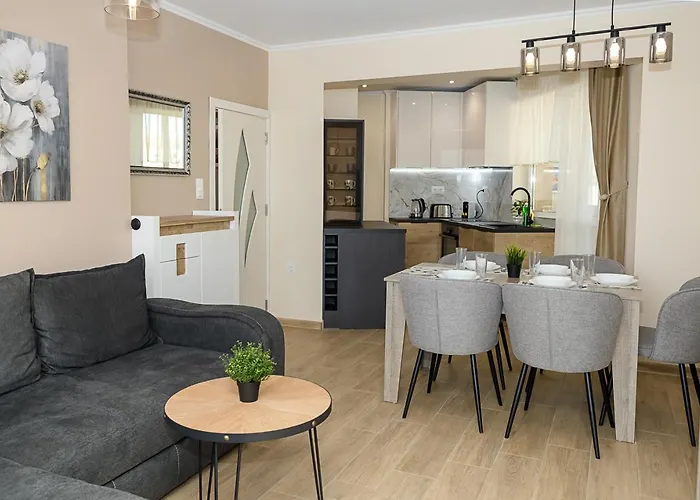 Stylish - The Heart Of By Flat Manаger *