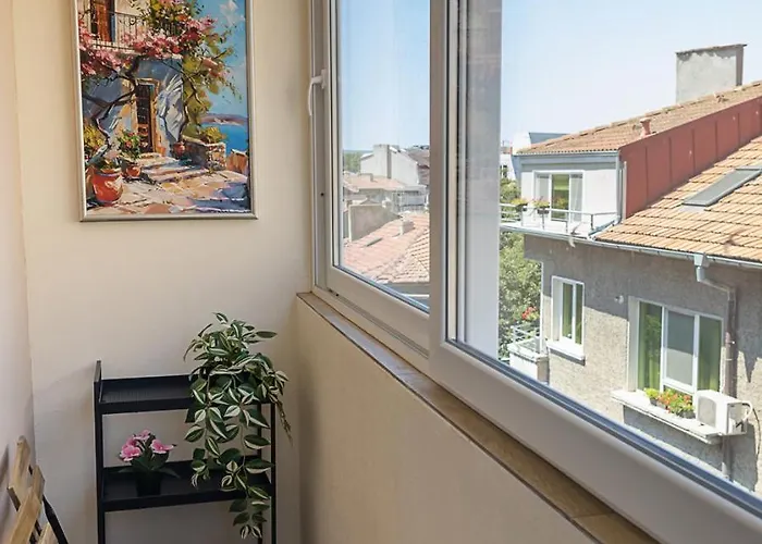 Stylish - The Heart Of By Flat Manаger * 瓦爾納